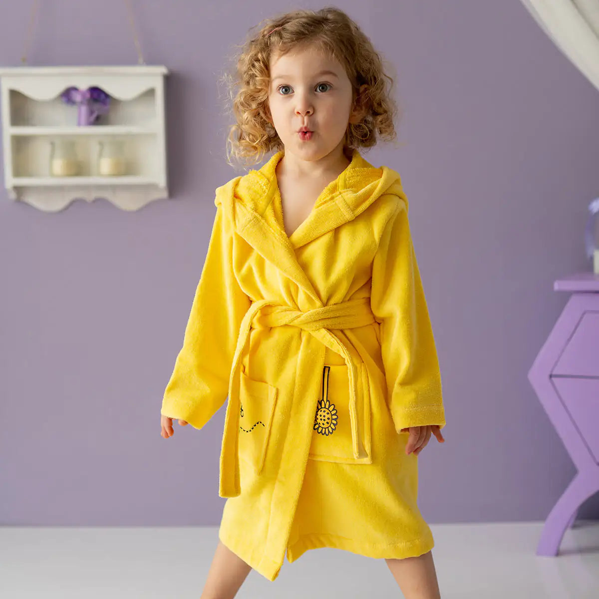 Milk and Moo Buzzy Bee Velvet Hooded Bathrobe - Kia Day Design