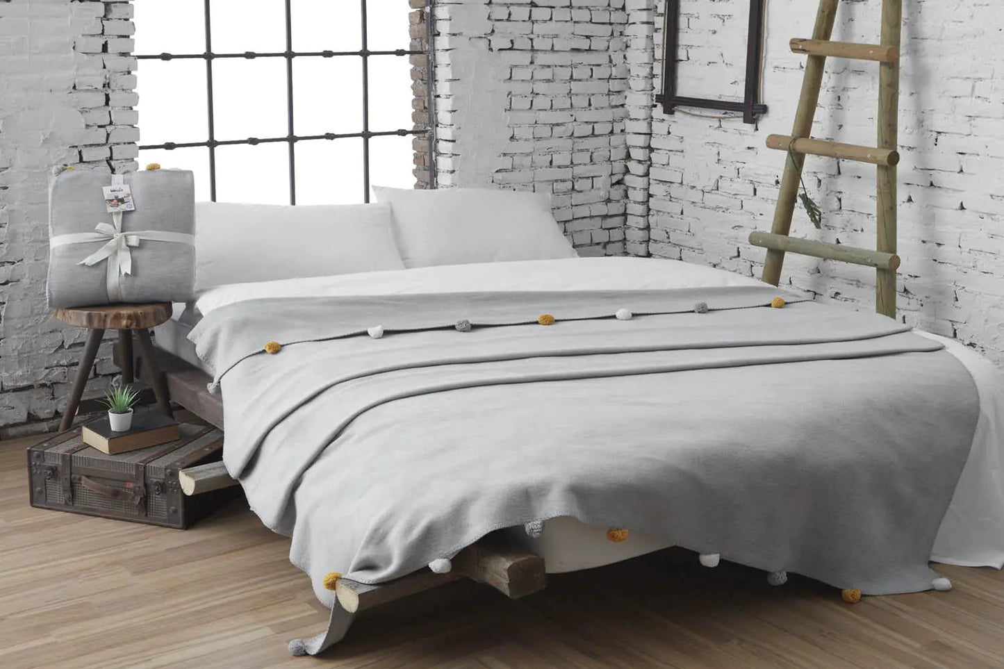 Dolce Bonita Home Single Pom-pom Pique Blanket 150x200 Gray Kia Day Design