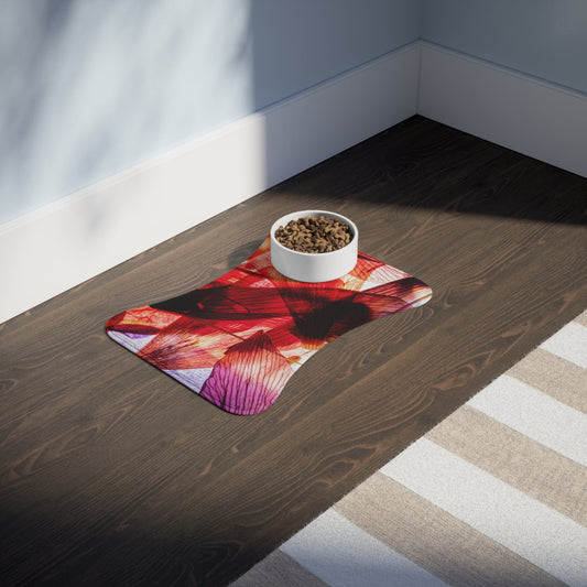 Petals Pet Feeding Mats Bone shape (19" x 14") White