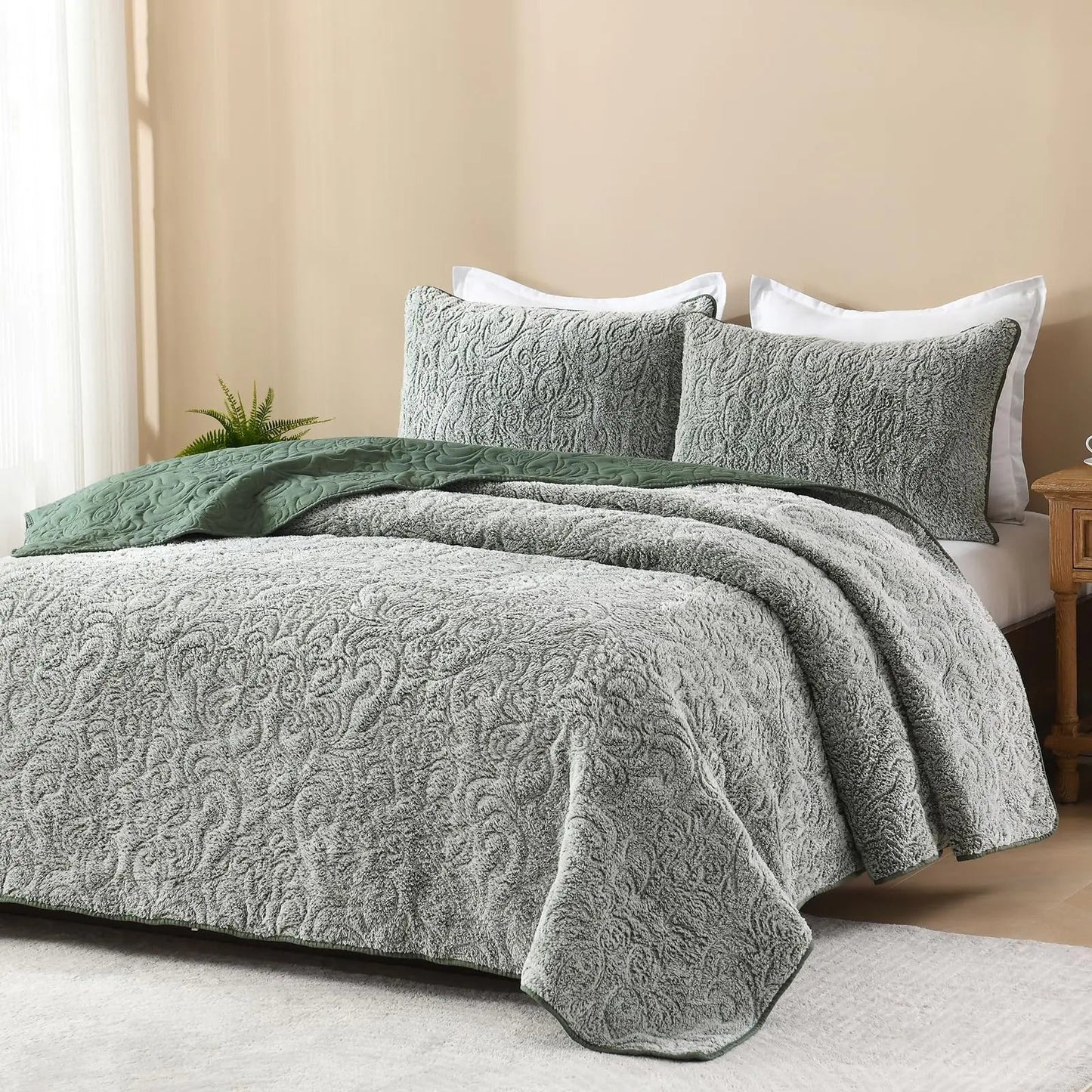 Reversible Green King Size Quilts 3 Piece - Kia Day Design