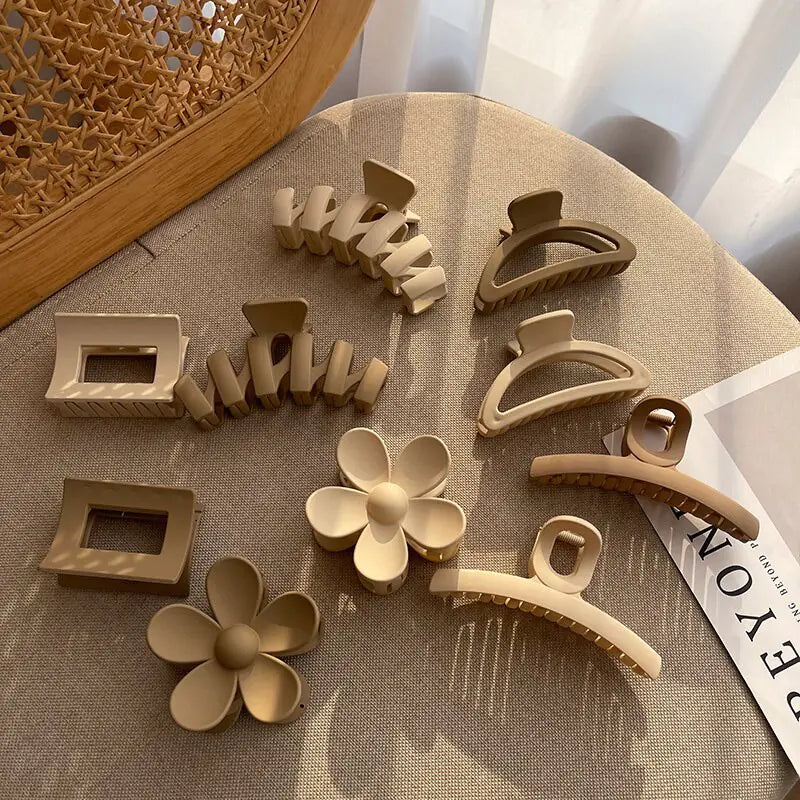 Geometric Flower Hair Clip Set - Kia Day Design