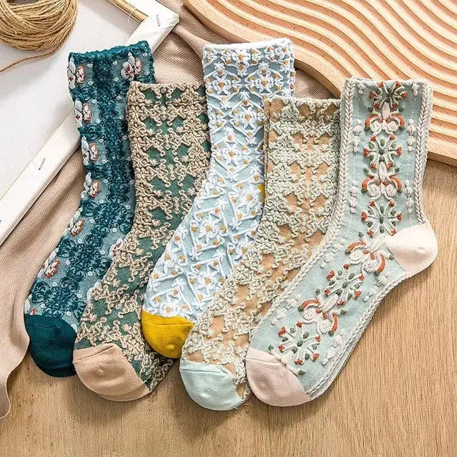 5 Pairs Flower Embroidered Socks - Kia Day Design