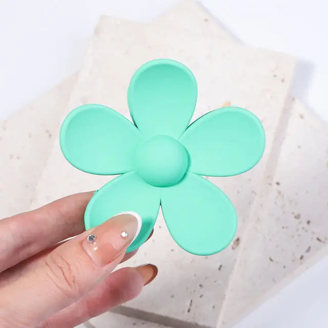 Flower Shaped Hair Clips - Kia Day Design