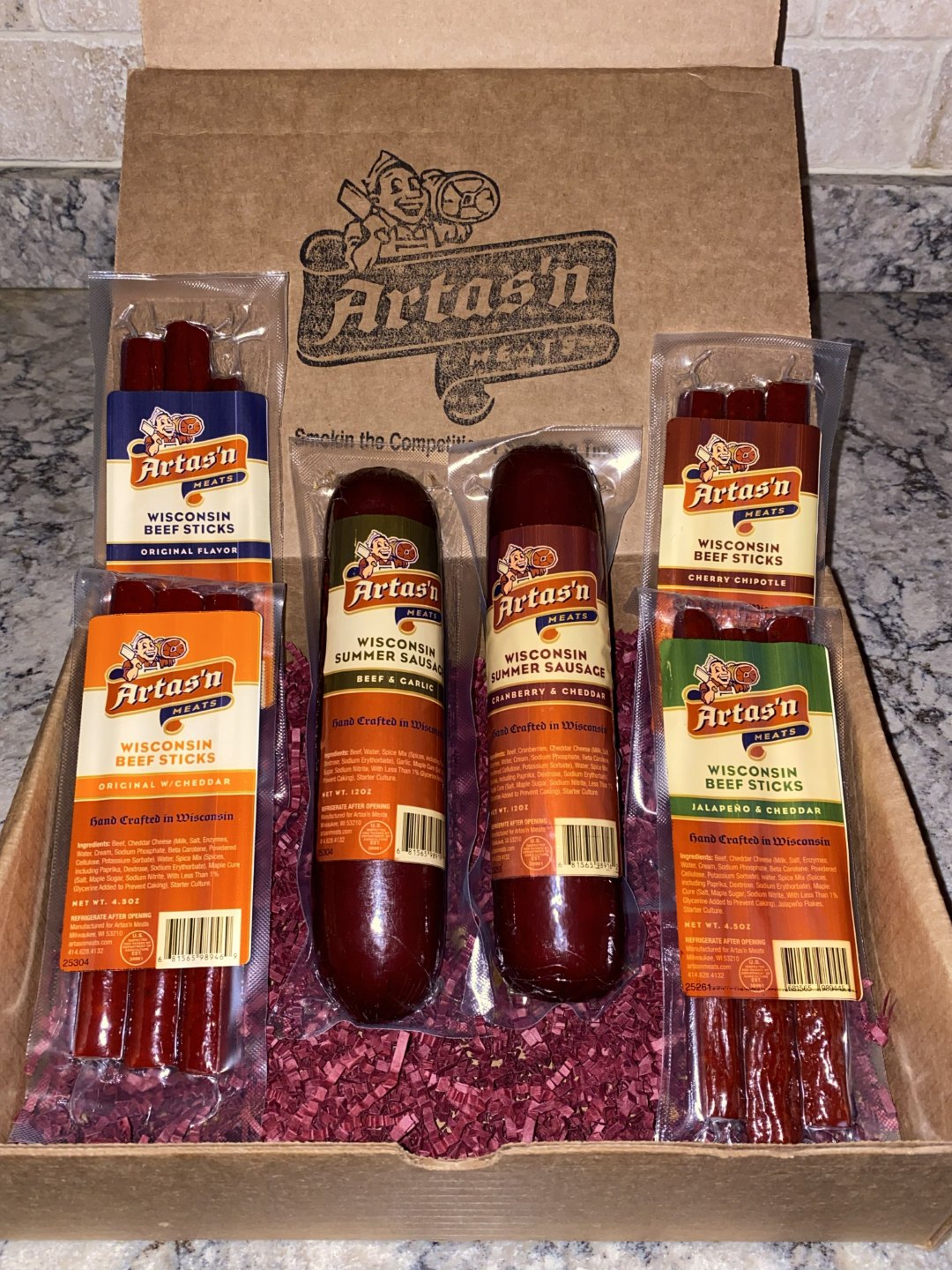 The Wisconsin Six Pak- Artas'n Meats- {{Product type}}