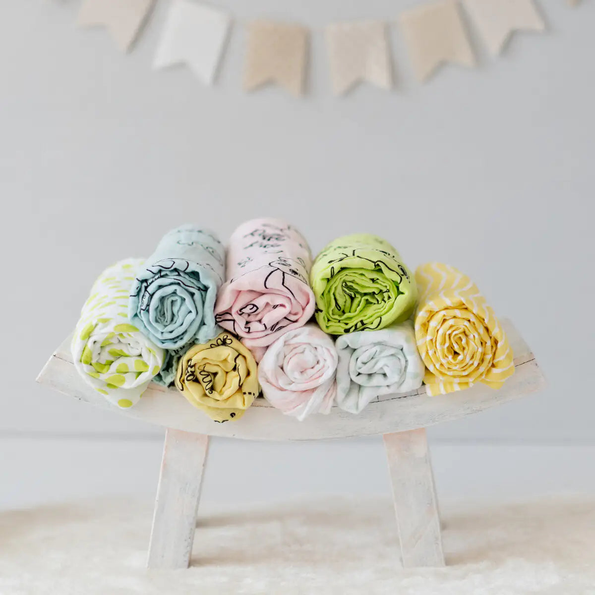 Milk&Moo Set of 2 Buzzy Bee Baby Muslin Swaddle Blanket Kia Day Design