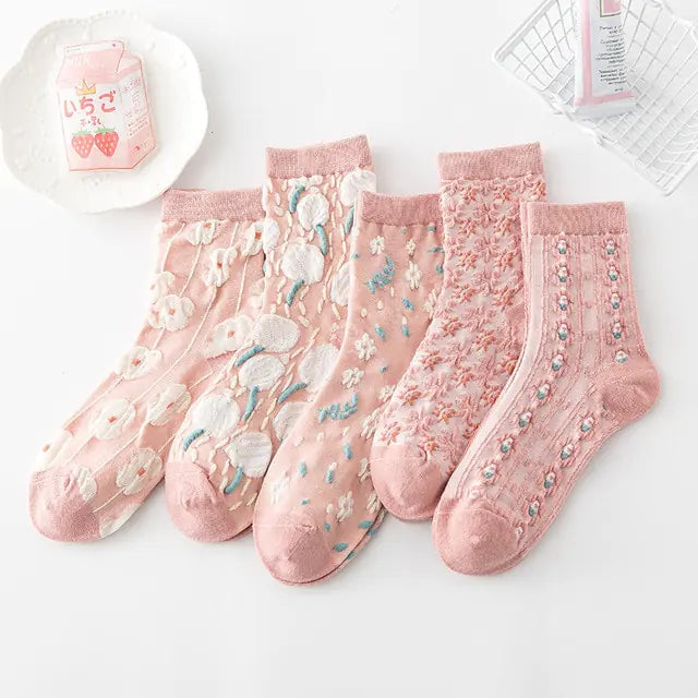 5 Pairs Flower Embroidered Socks - Kia Day Design