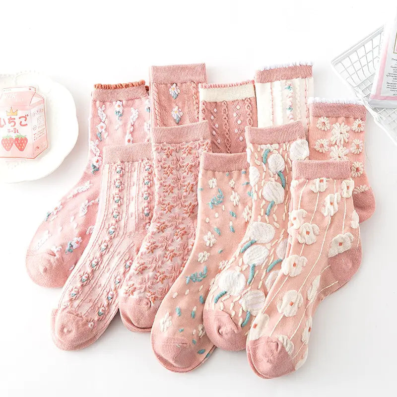 5 Pairs Flower Embroidered Socks - Kia Day Design