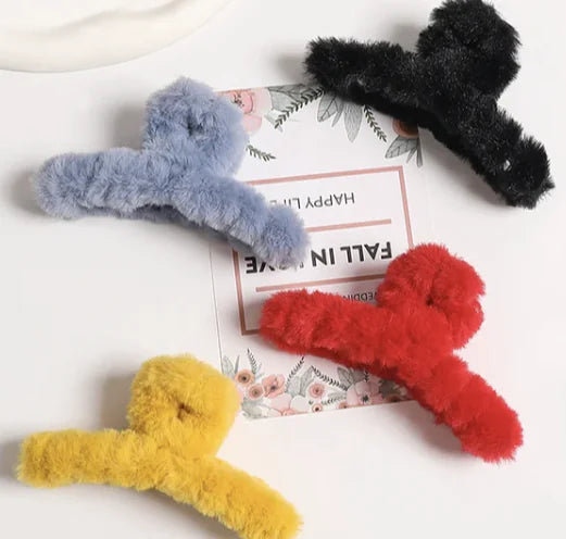 Hair Claw Kia Day Design