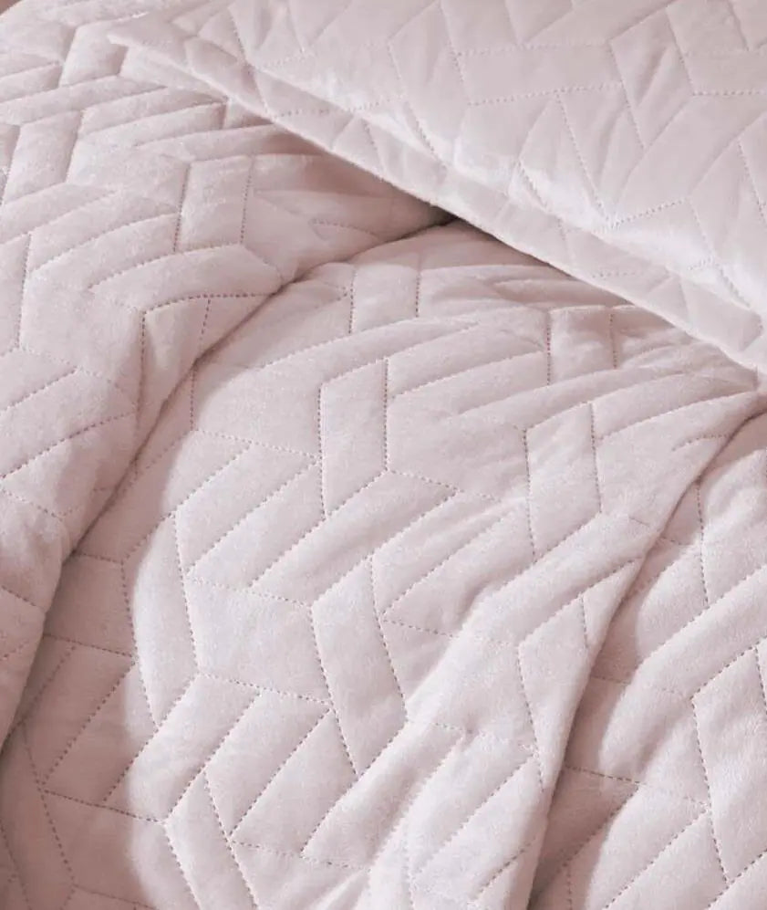 Dinarsu Bedspread Set Double Ruby Powder Kia Day Design