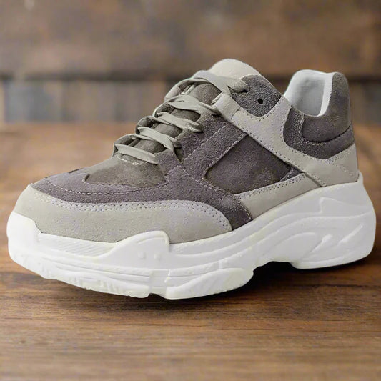 Comfort Meets Style Luxurious Sneakers Kia Day Design