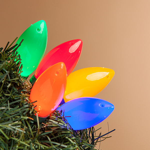 70 Incandescent String Lights - Multicolor - Green Wire - - Christmas >> Lighting