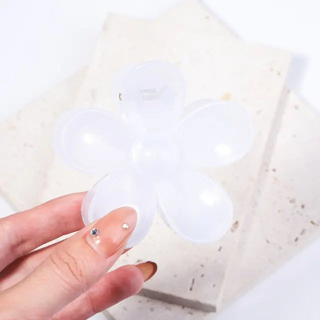 Flower Shaped Hair Clips - Kia Day Design
