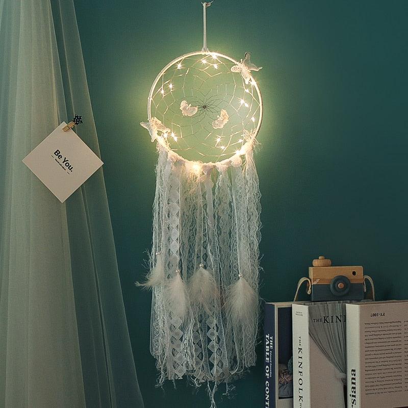 Handmade White Feather Dream Catcher Wind Chimes Hanging Ornaments Ceiling Decor Room Dream Net Hanging Craft Gift Car Ornament Ribbons Feathers Wrapped Lights For Bedroom Decor Wedding Decorations - - STDEKS873MJ