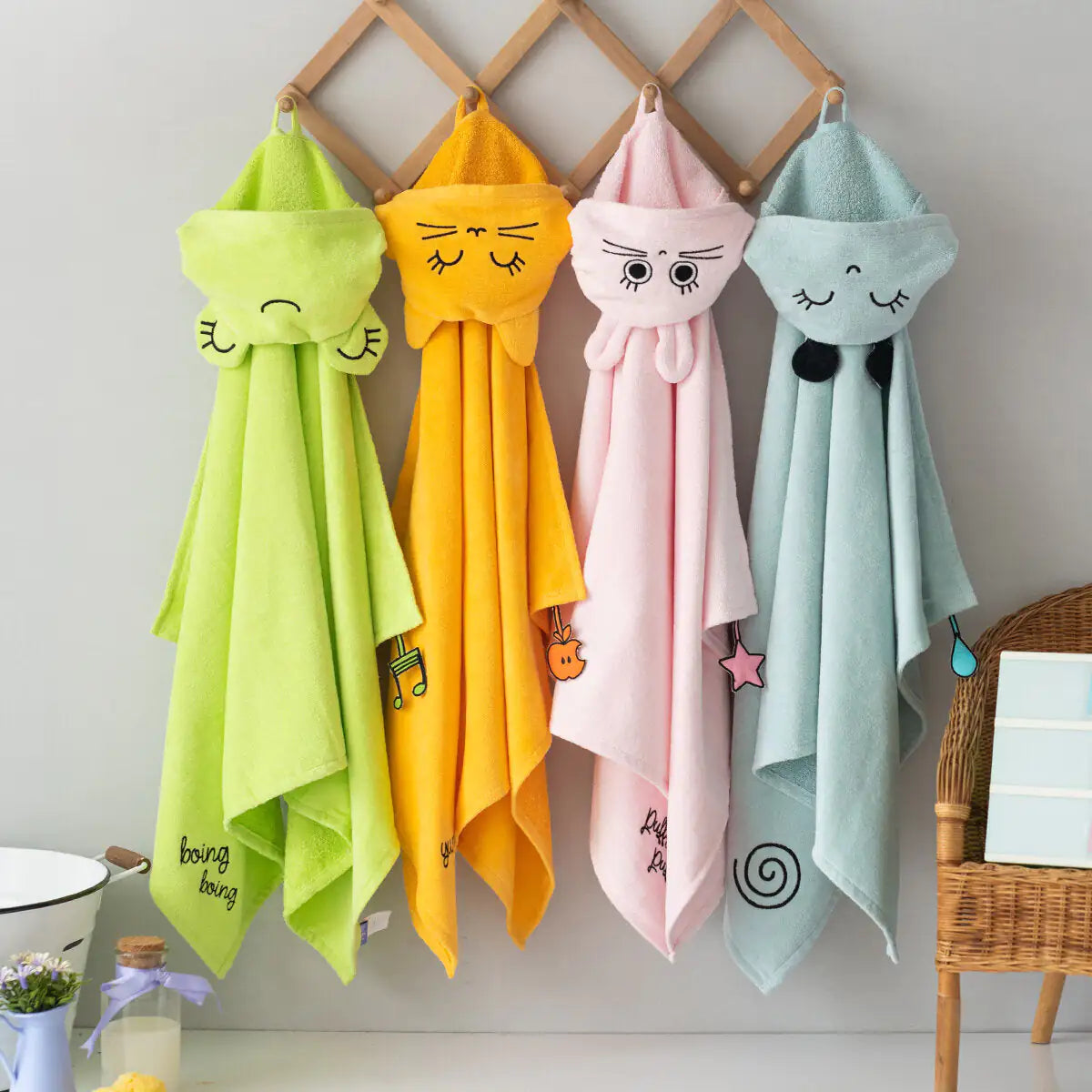 Milk&Moo Sangaloz Velvet Hooded Baby Towel Kia Day Design