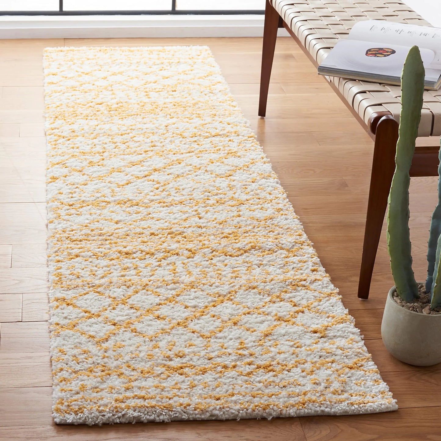 Ivory & Yellow Arizona Shag Collection Runner Rug - - rug