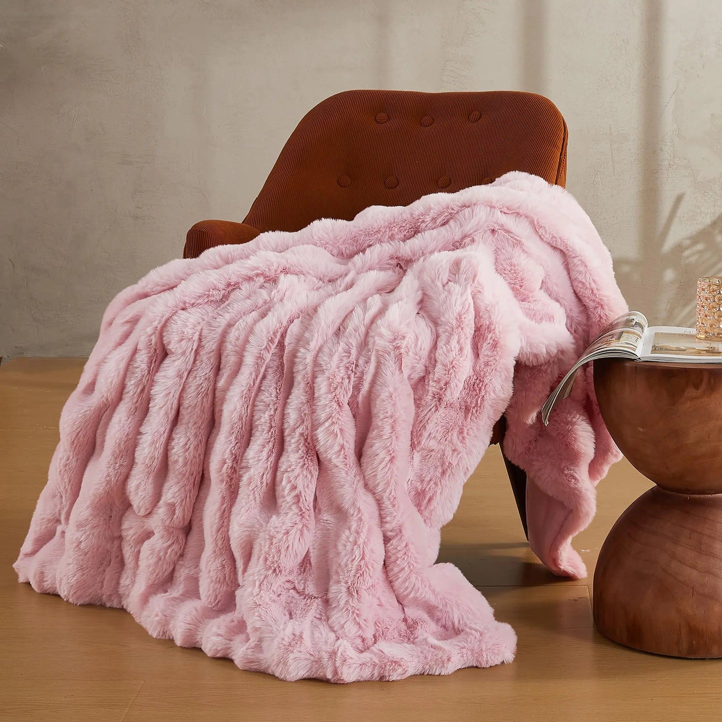 JELLYMONI Pink Faux Fur Throw Blanket Twin Size - - blanket