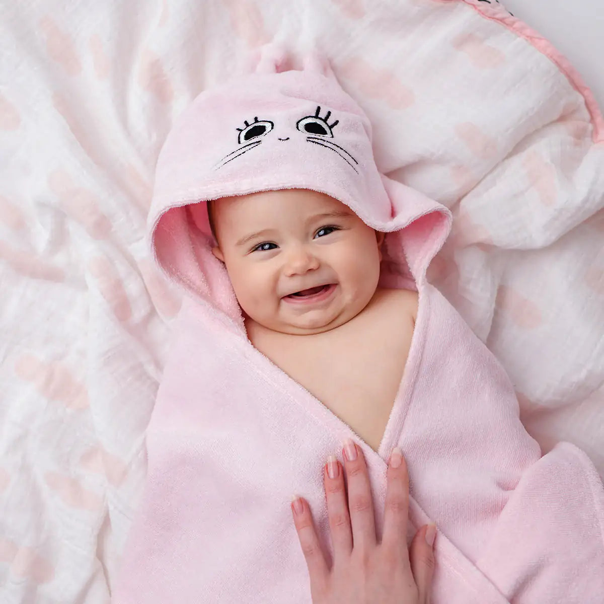 Milk&Moo Chancin Velvet Hooded Baby Towel Kia Day Design