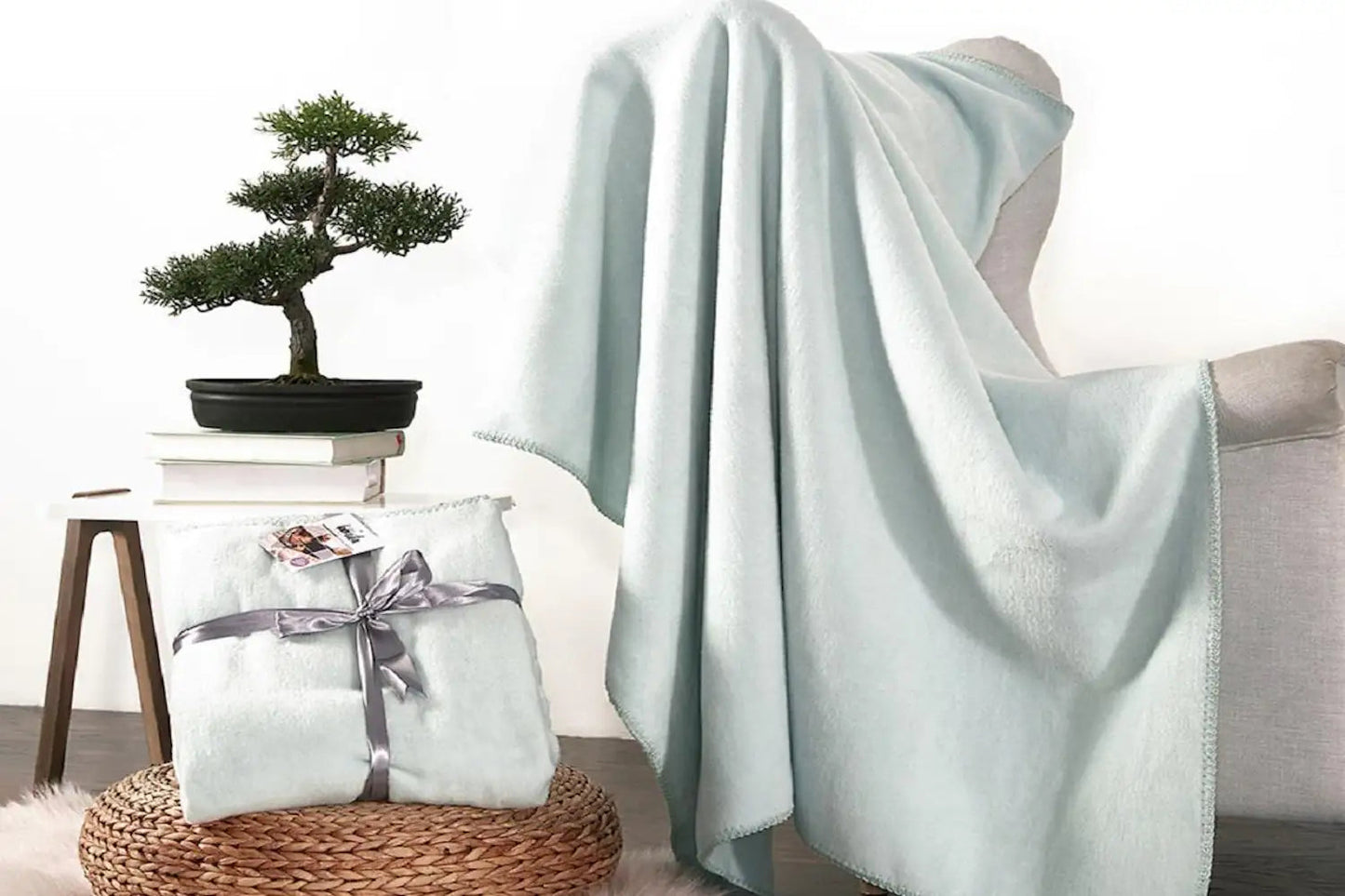 Dolce Bonita Home Cotton TV Blanket 127X155 Basic Aqua Kia Day Design