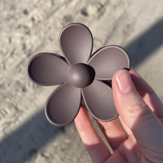 Flower Hair Claws - Kia Day Design