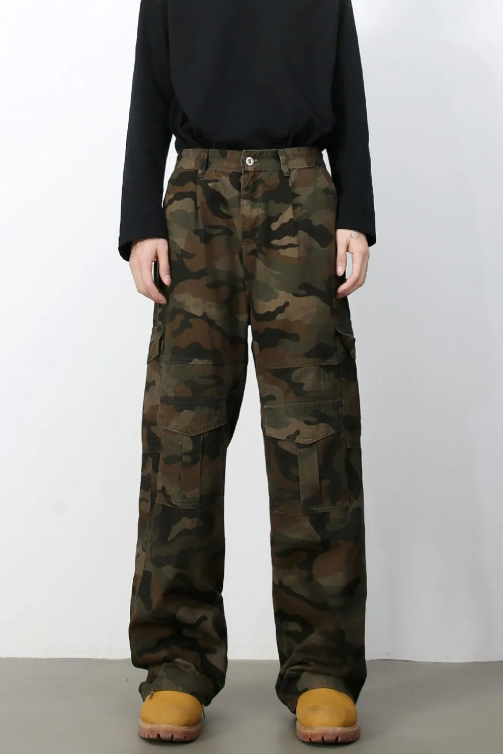 Men's Camouflage Loose Fit Jeans - Green Camouflage -