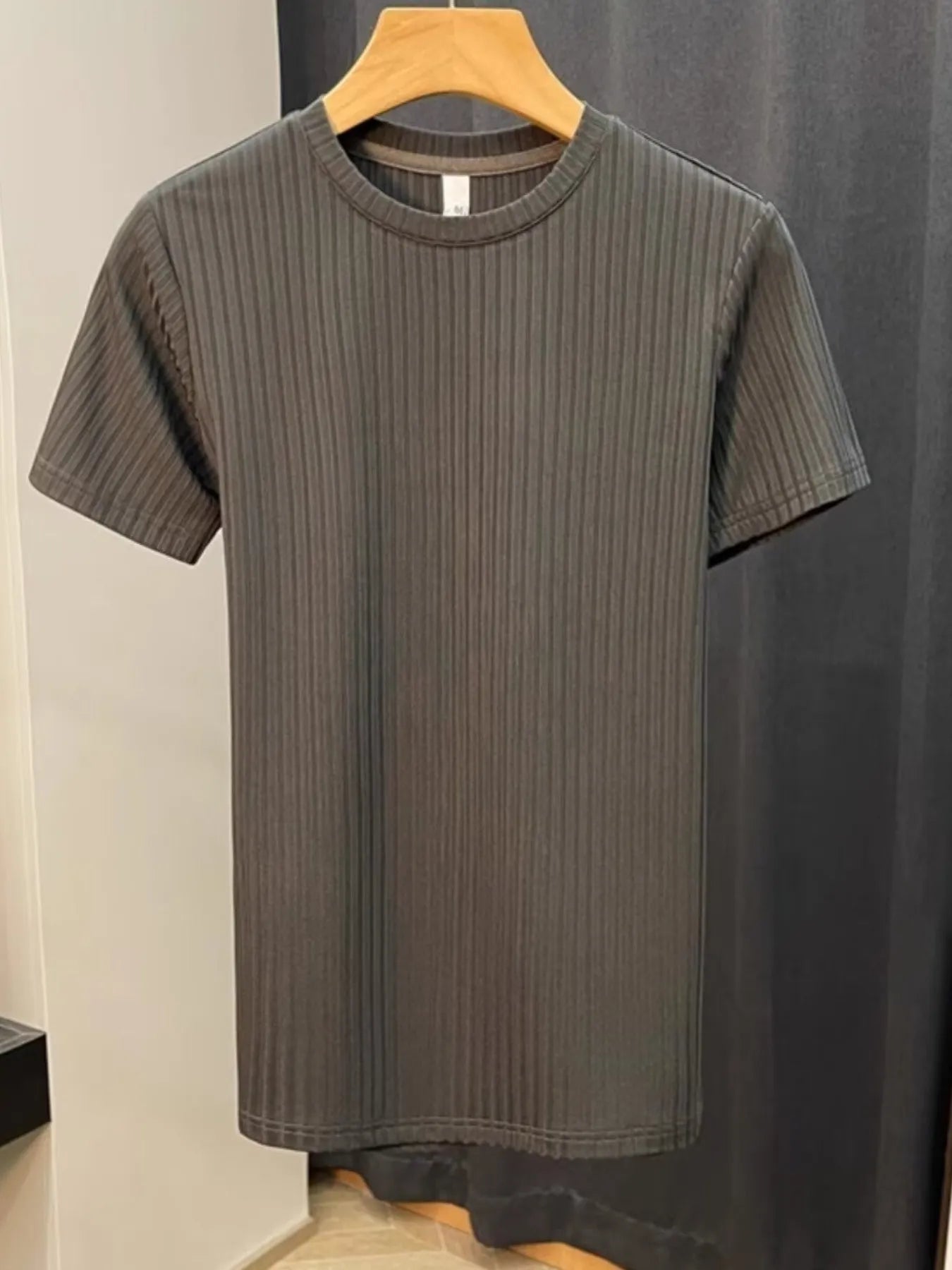 Men's Plus Size Slim Fit Ribbed Knit T-Shirt - Dark Gray -