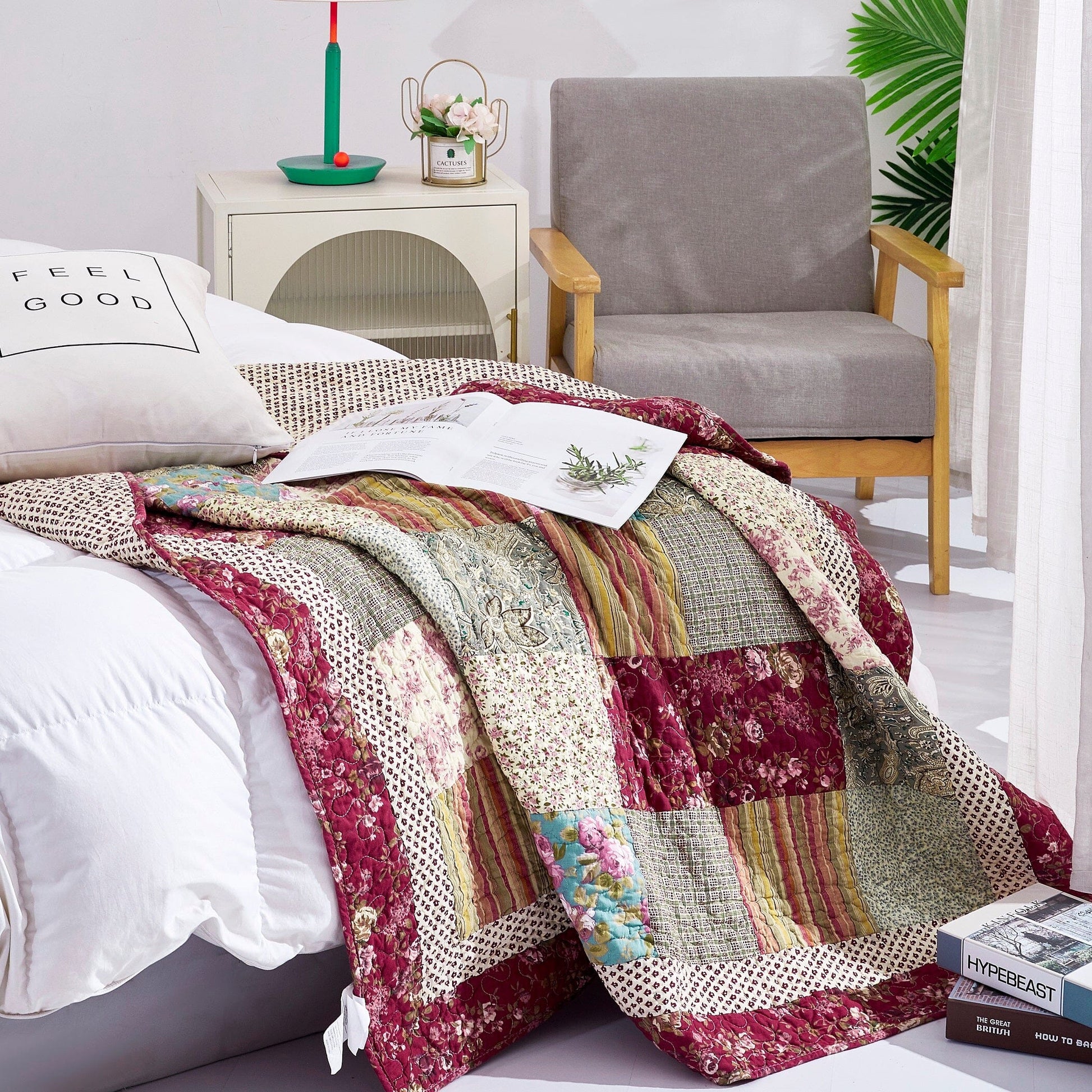 Tache Fairy Tale Tea Party Beige Burgundy Paisley Floral Cotton Patchwork Quilted Throw Blanket (DXJ103443) - - Blanket