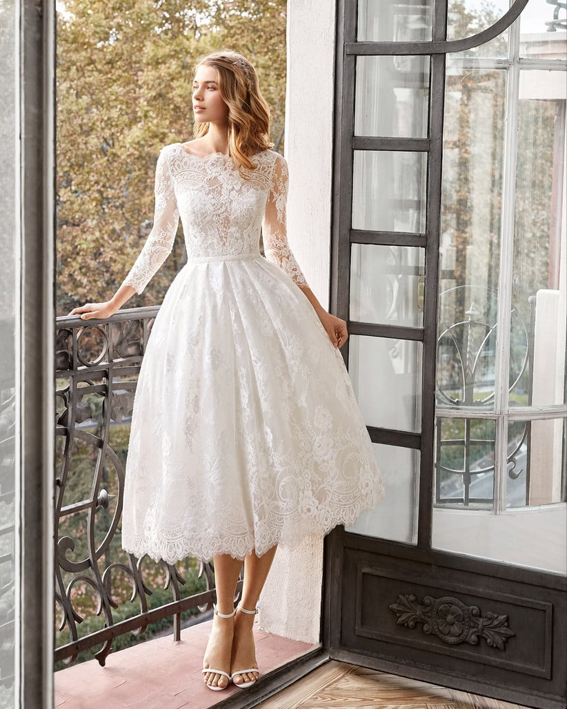 Long Sleeve Slim-fit Wedding Dress with Lace Skirt - White S - dress