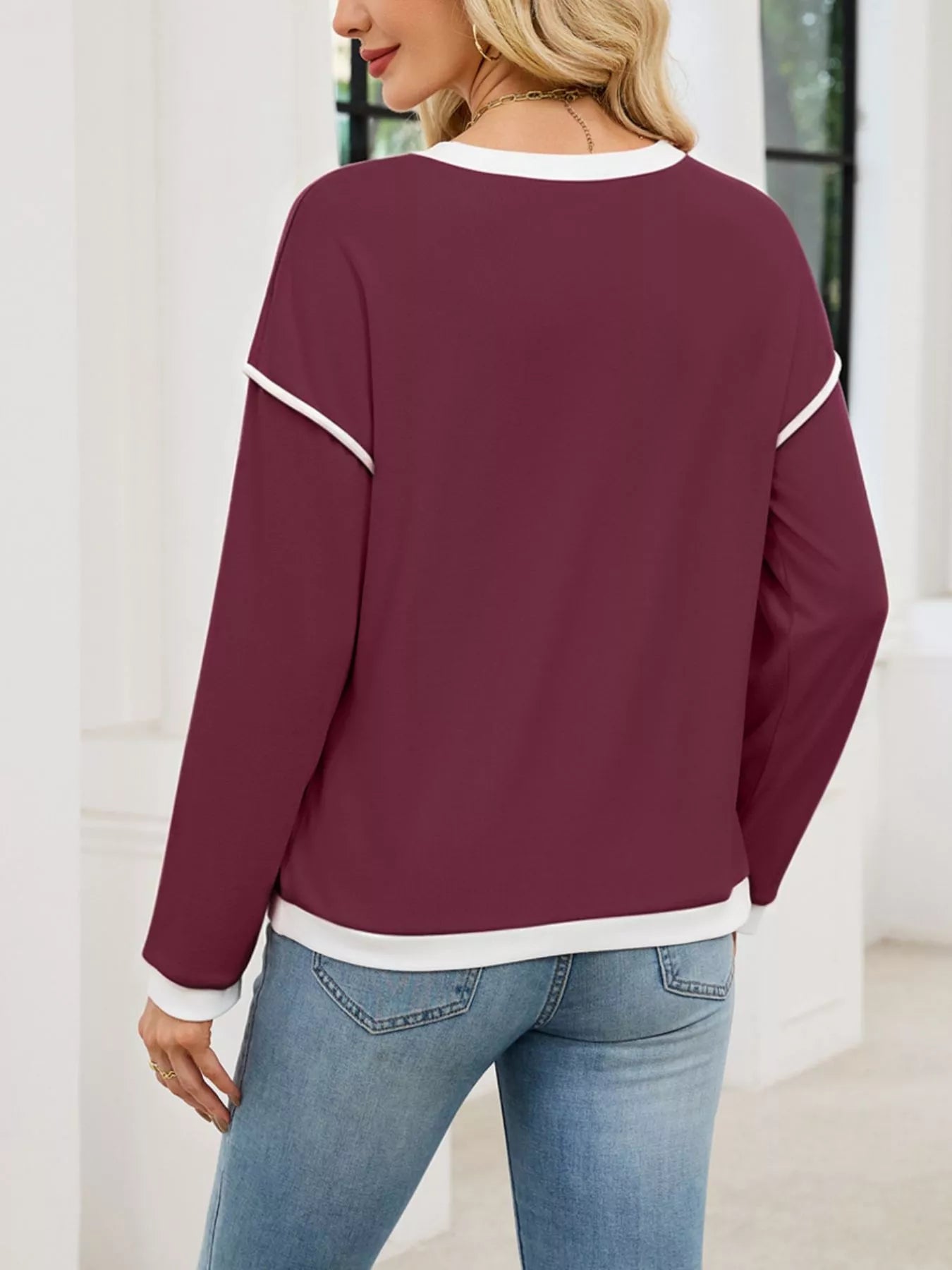 Contrast Trim Long Sleeve Sweatshirt - -