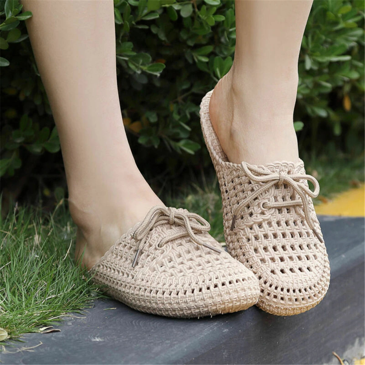 Women's Sandals Hollow Out Casual Ladies Slippers Fashion Summer Beach Shoes