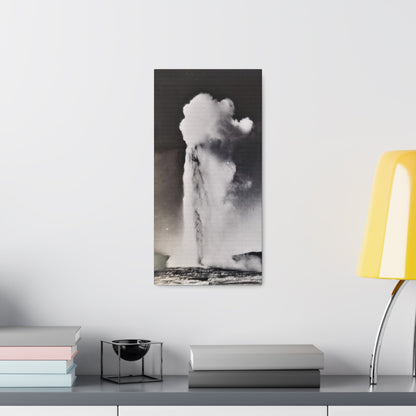 Old Faithful Geyser Yellowstone Canvas Gallery Wraps 10″ x 20″ 1.25"