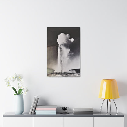 Old Faithful Geyser Yellowstone Canvas Gallery Wraps 20″ x 30″ 1.25"