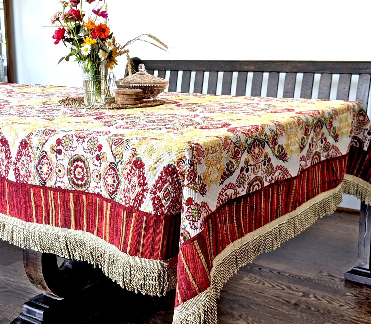 Tache Elegant Burgundy Ornate Paisley Woven Tapestry Tablecloth (18194) - - Tablecloth