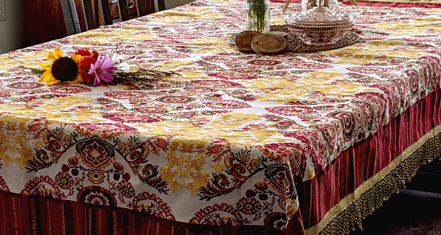Tache Elegant Burgundy Ornate Paisley Woven Tapestry Tablecloth (18194) - - Tablecloth