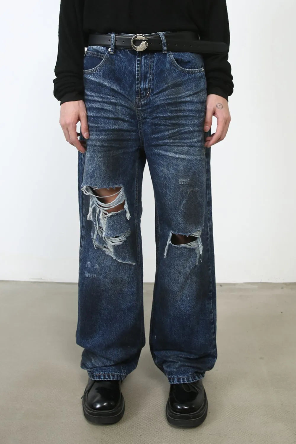 Men's Distressed Jeans with Pockets - -