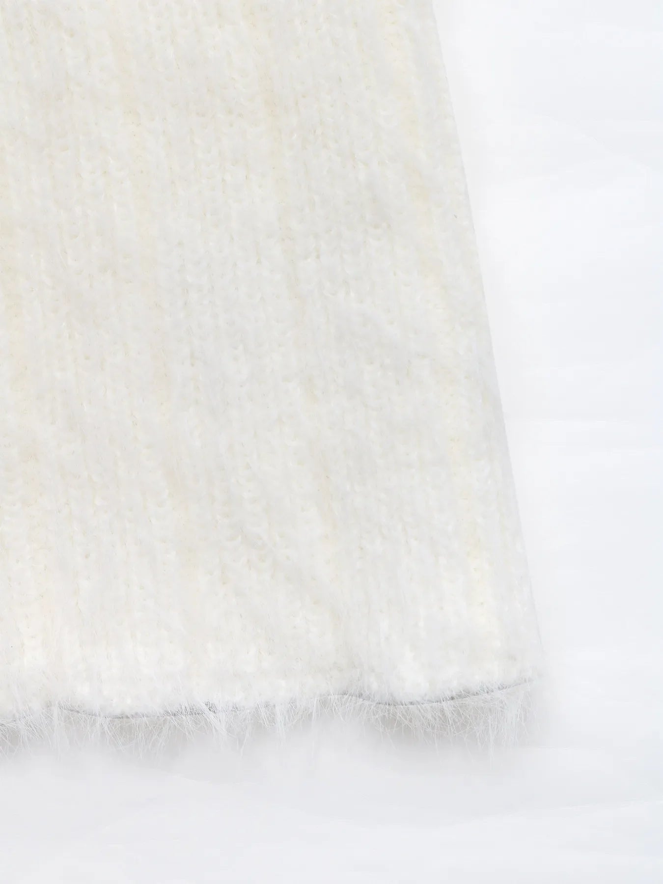 Scoop Neck Long Sleeve Sweater - -