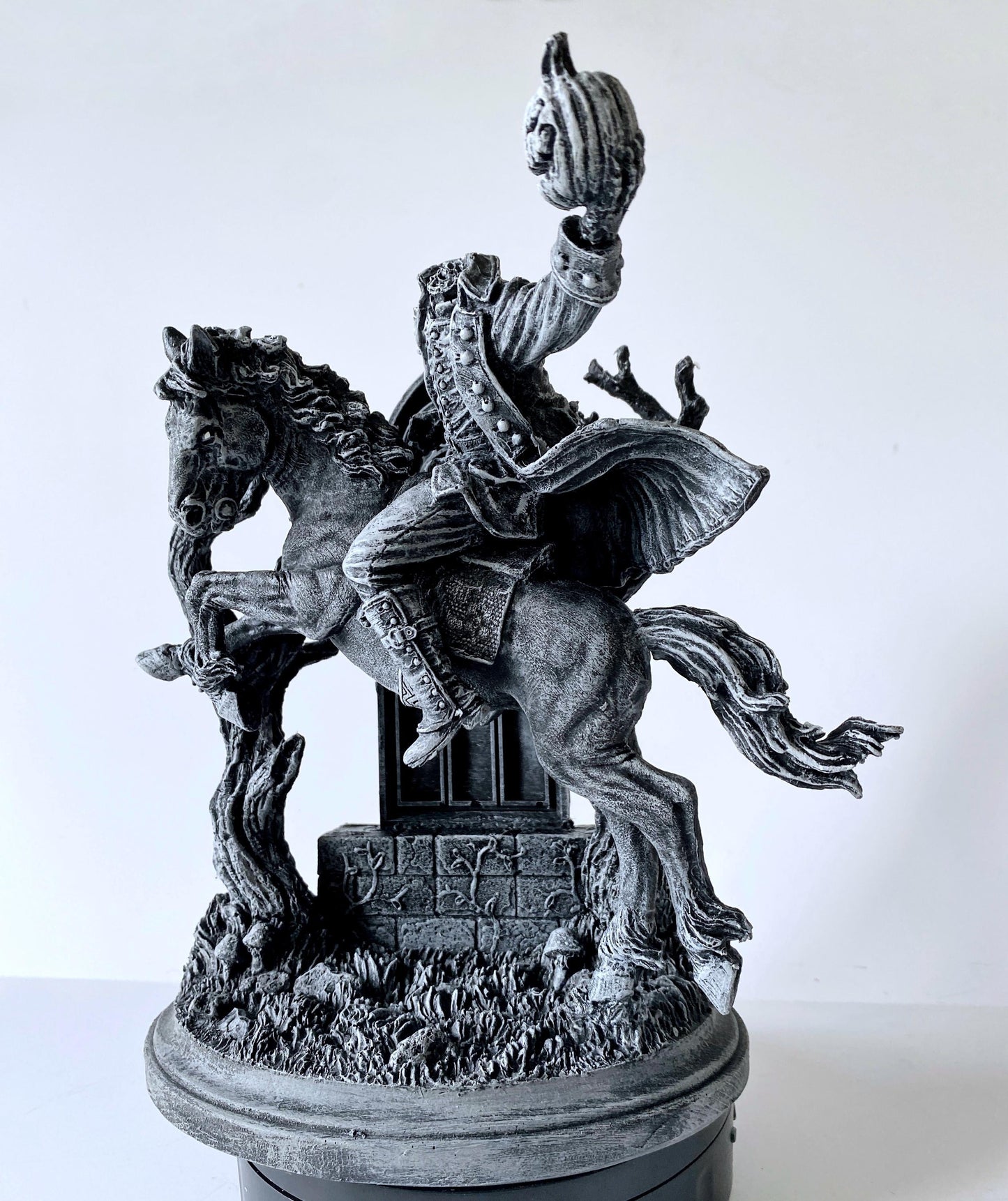Headless Horseman Riding Statue, Hand Painted Resin Sculpture | Gothic Legend of Sleepy Hollow Figurine | Dark Folklore Art for Spooky Decor - -
