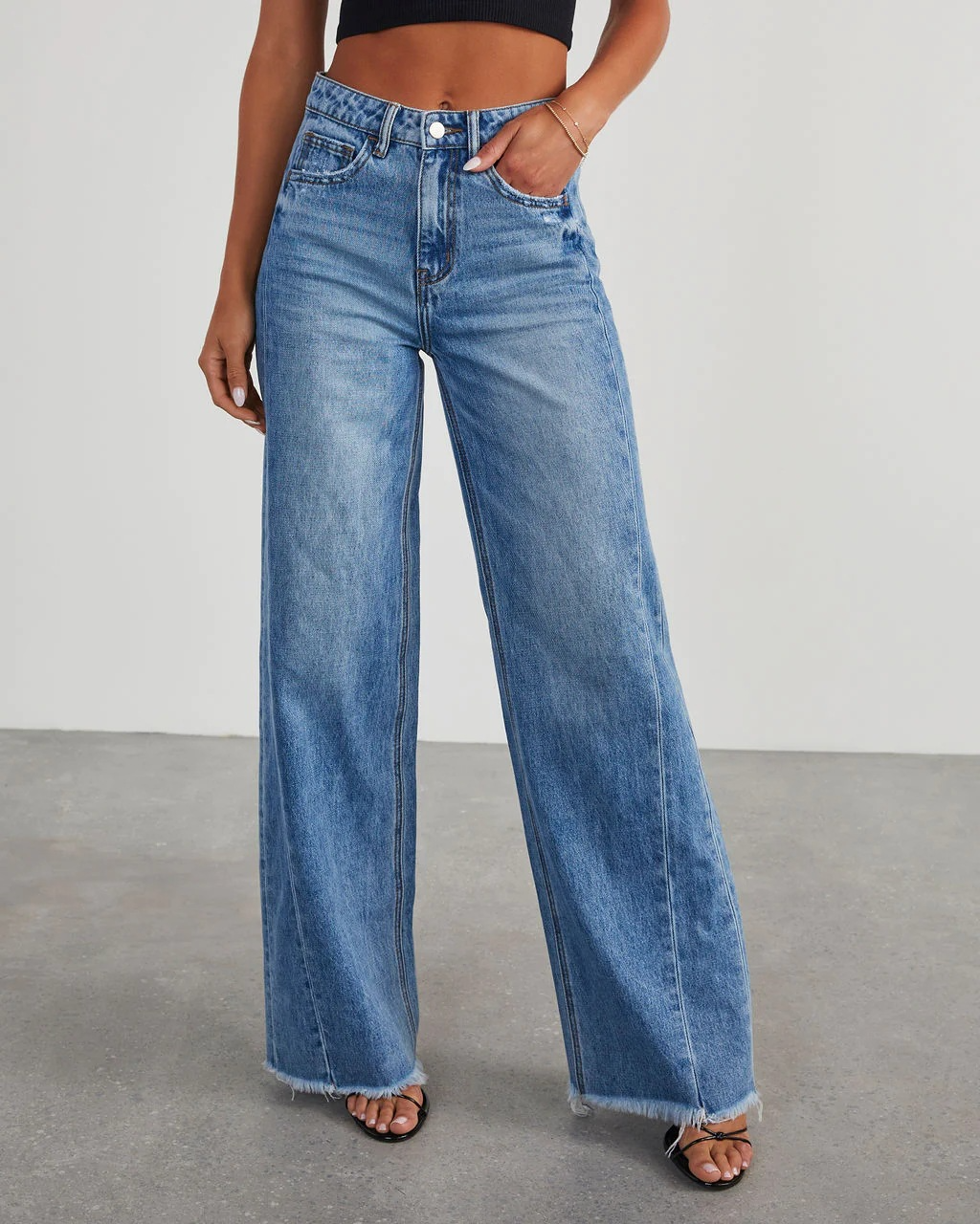 Frayed Hem Jeans - Denim Blue L - Women's Fashion - Women's Clothing - Bottoms - Jeans