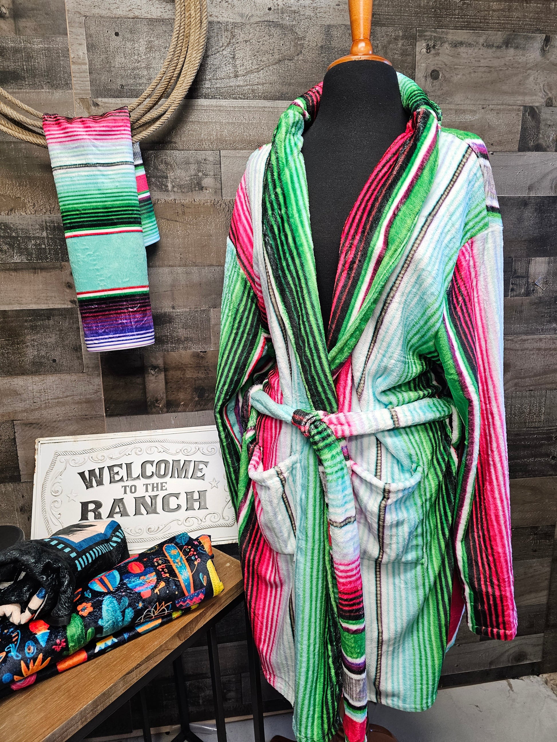 Turquoise Serape Women's Western Bath Robe - 5XL - Blanket Robe & Hoodie