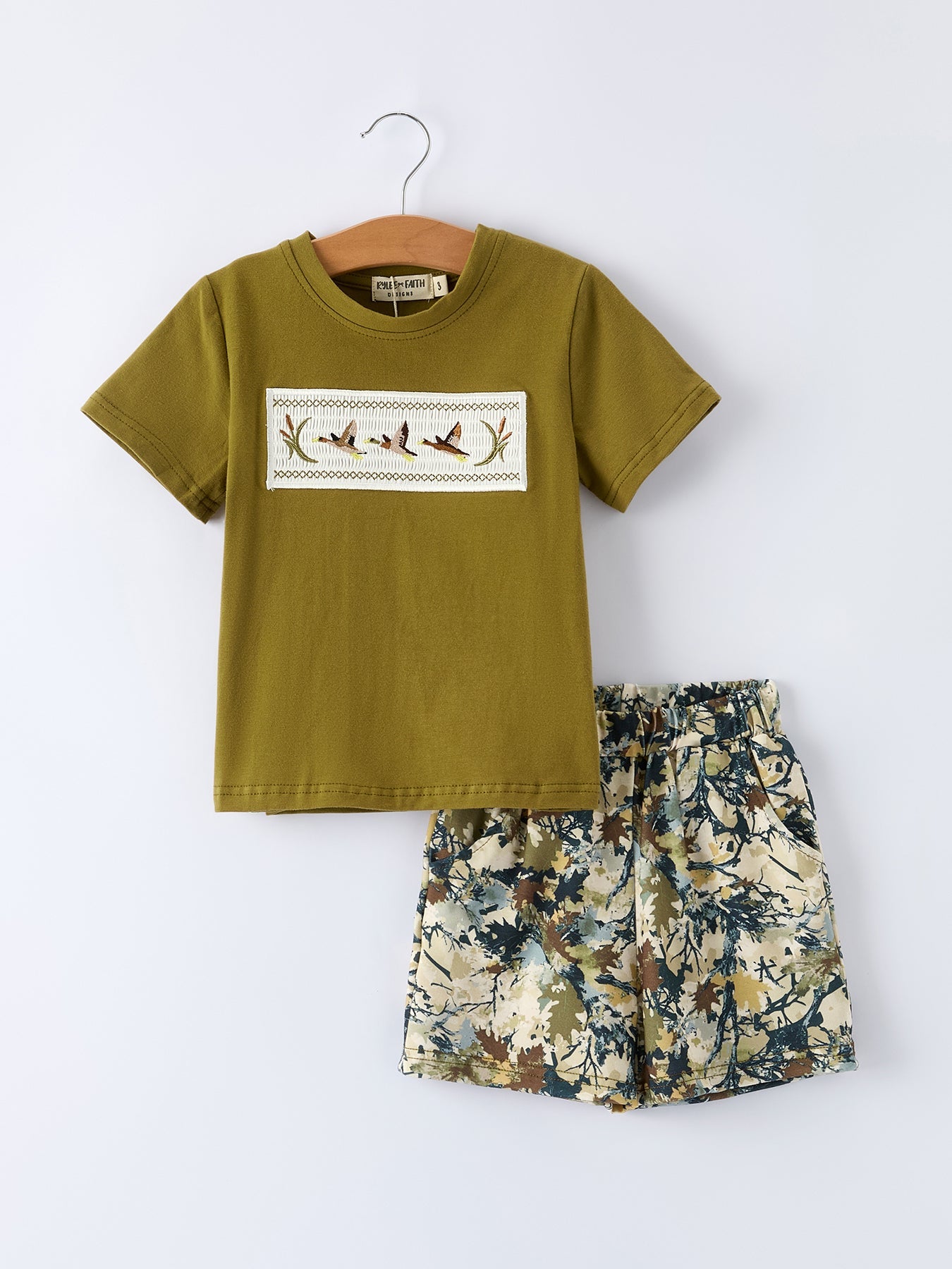 Duck Embroidery Boys Set Green Tee and Camo Shorts - - Outfit