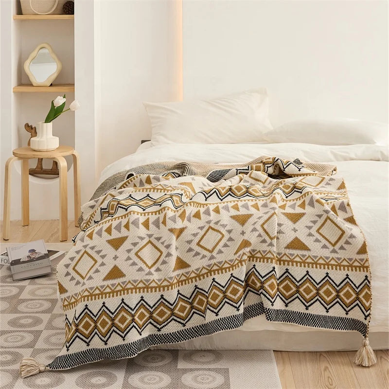 Acrylic Knitted Fringed Blanket Jacquard Decorative Style