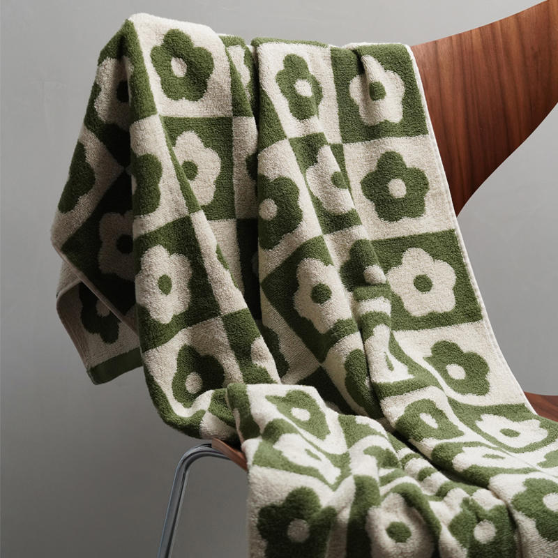 Plaid Series Towel Bath Towel Cherry Blossom Absorbent Facial Towel - -