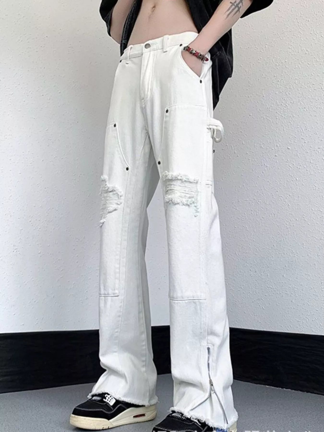 Men's Distressed Raw Hem Wide Leg Jeans - White -