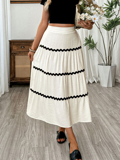Tiered Flowy Midi Skirt - -