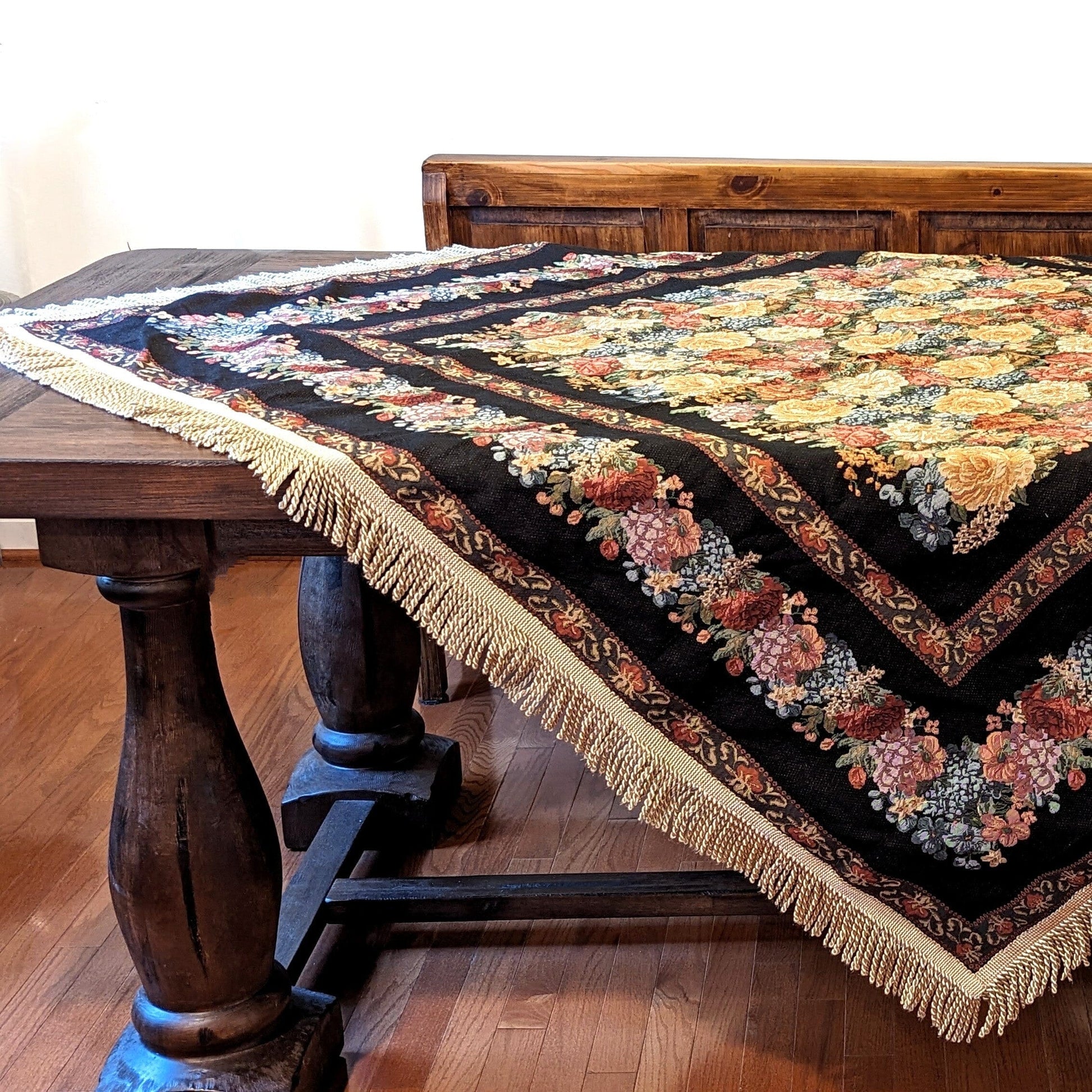 Tache Country Rustic Floral Black Midnight Awakening Tablecloth (3089BL) - - Tablecloth
