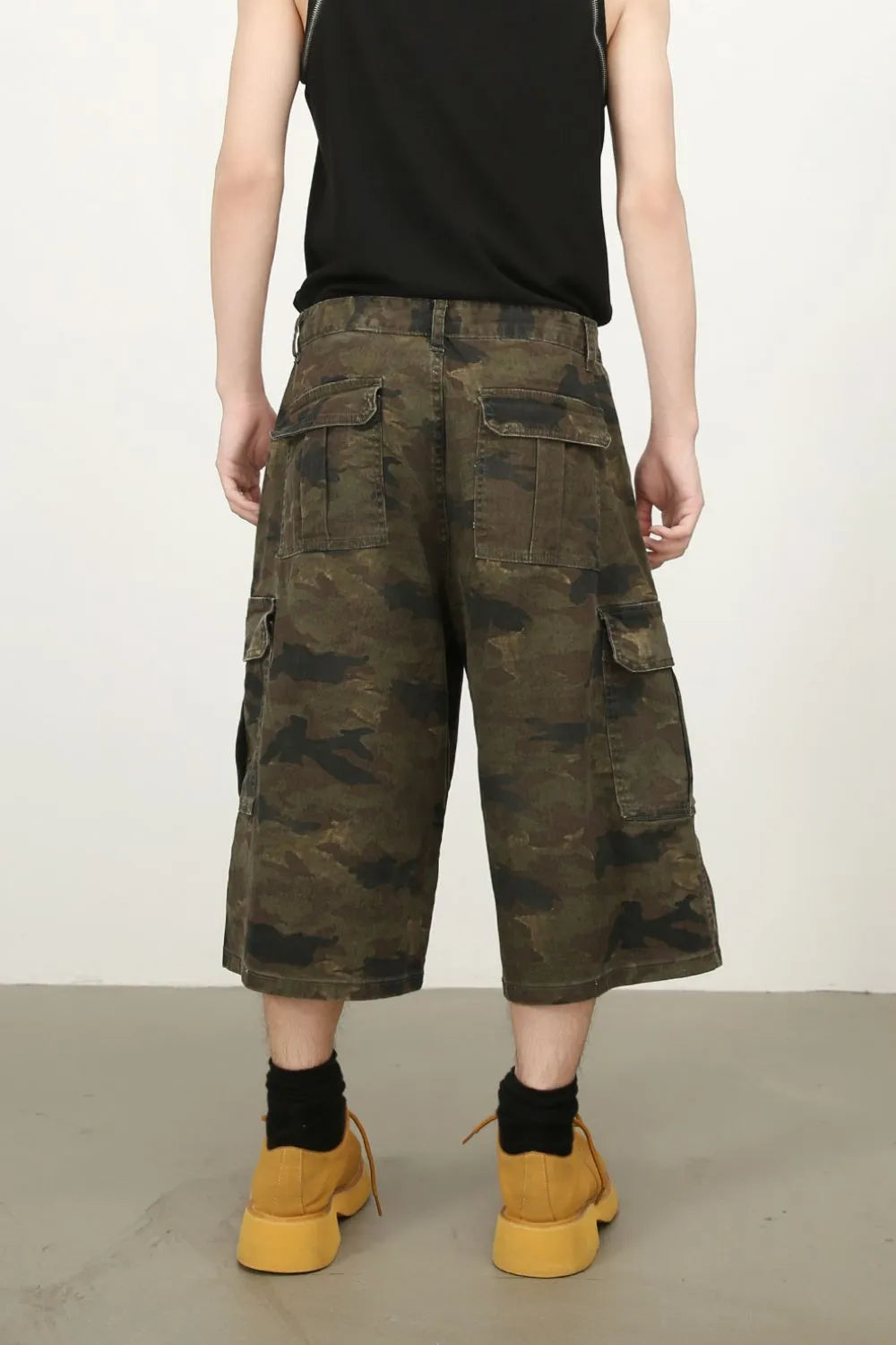 Men's Camouflage Wide Leg Cargo Jeans - -