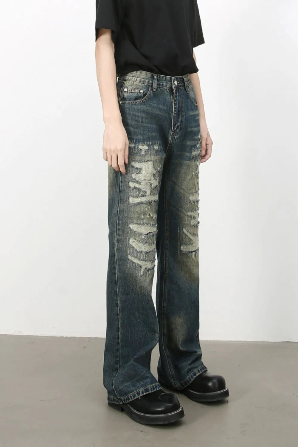 Men's Distressed Jeans - -