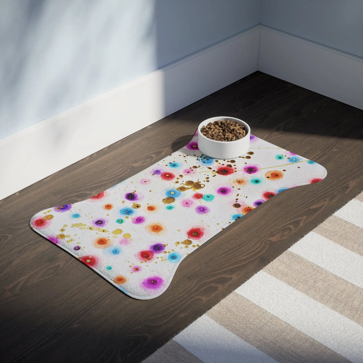 Bloom Pet Feeding Mats Bone shape (30" × 18") White