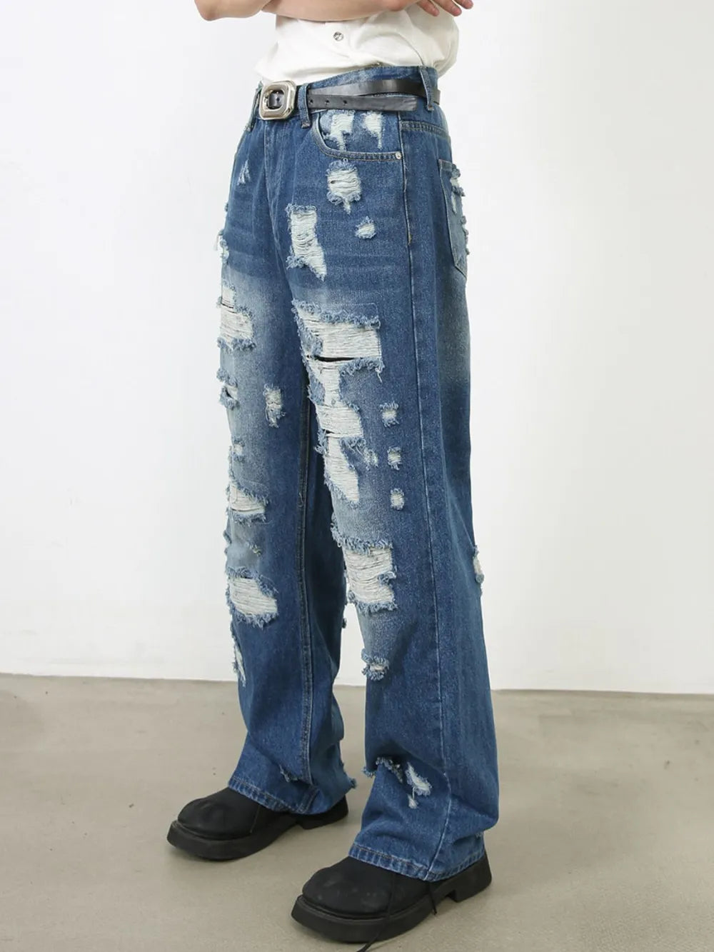 Men's Distressed Jeans with Pockets - -