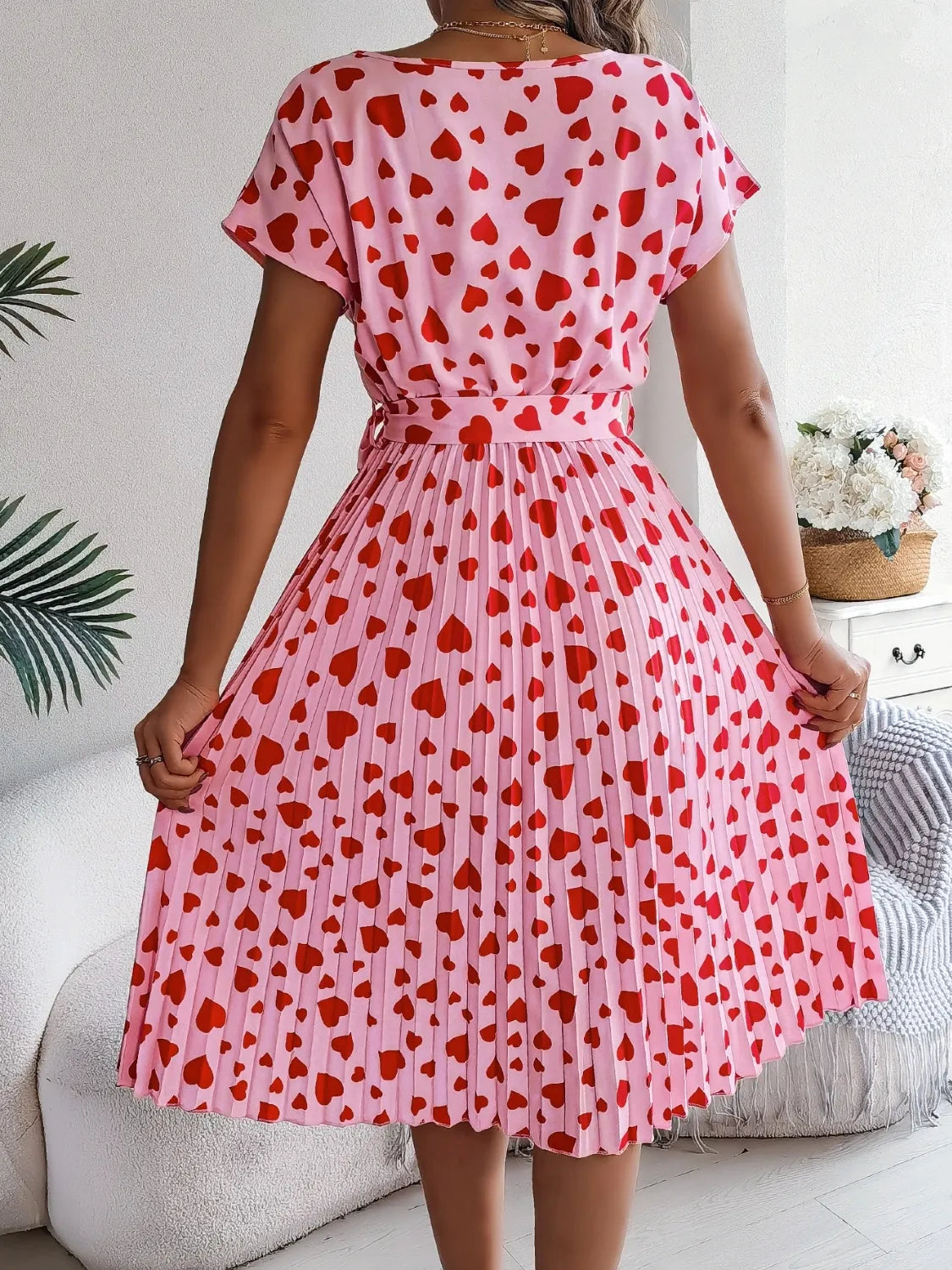 Heart Print Short Sleeve Tie Waist Dress - -