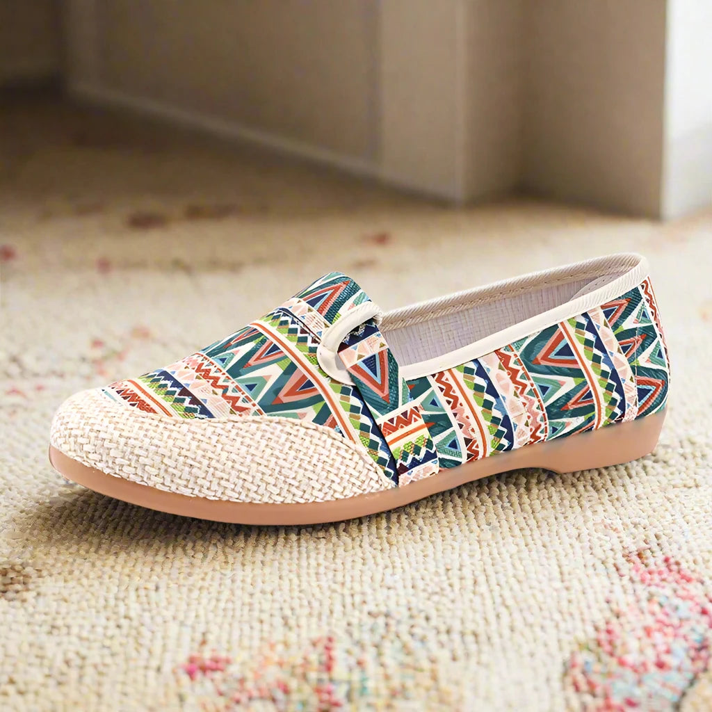 Sepatu Anak Slip on Casual Embroidered Cloth Shoes for Women Canvas Flat